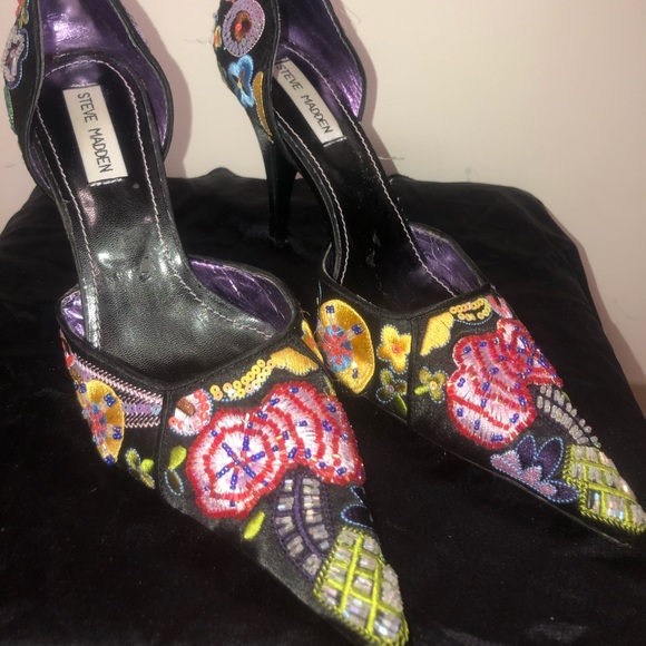Vintage Steven Madden Heels - Picture 1 of 4
